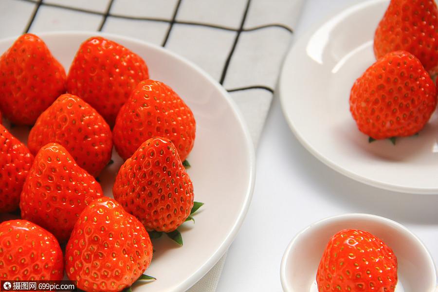 新鲜水果草莓高清图片素材
